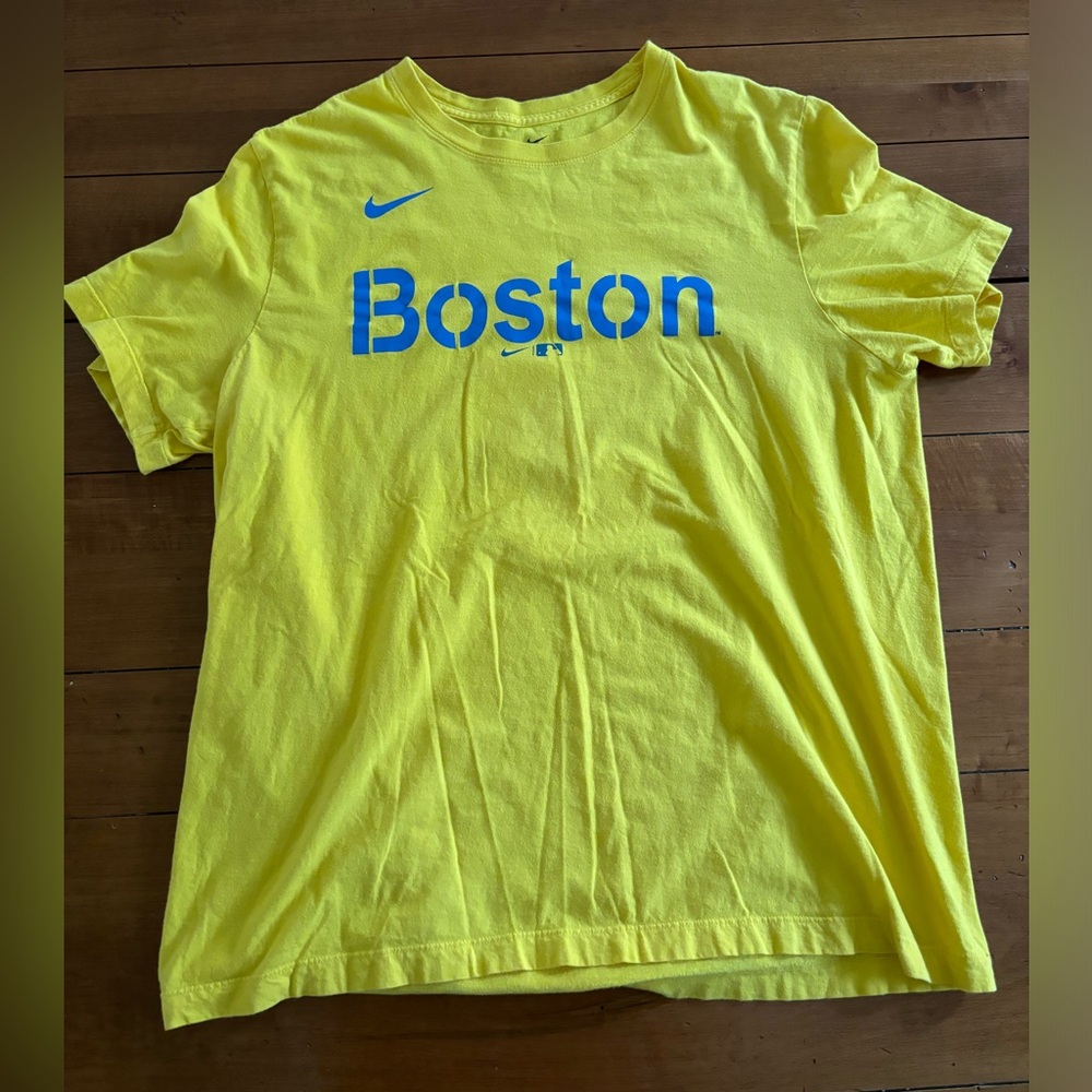 Men’s Boston City Connect tee